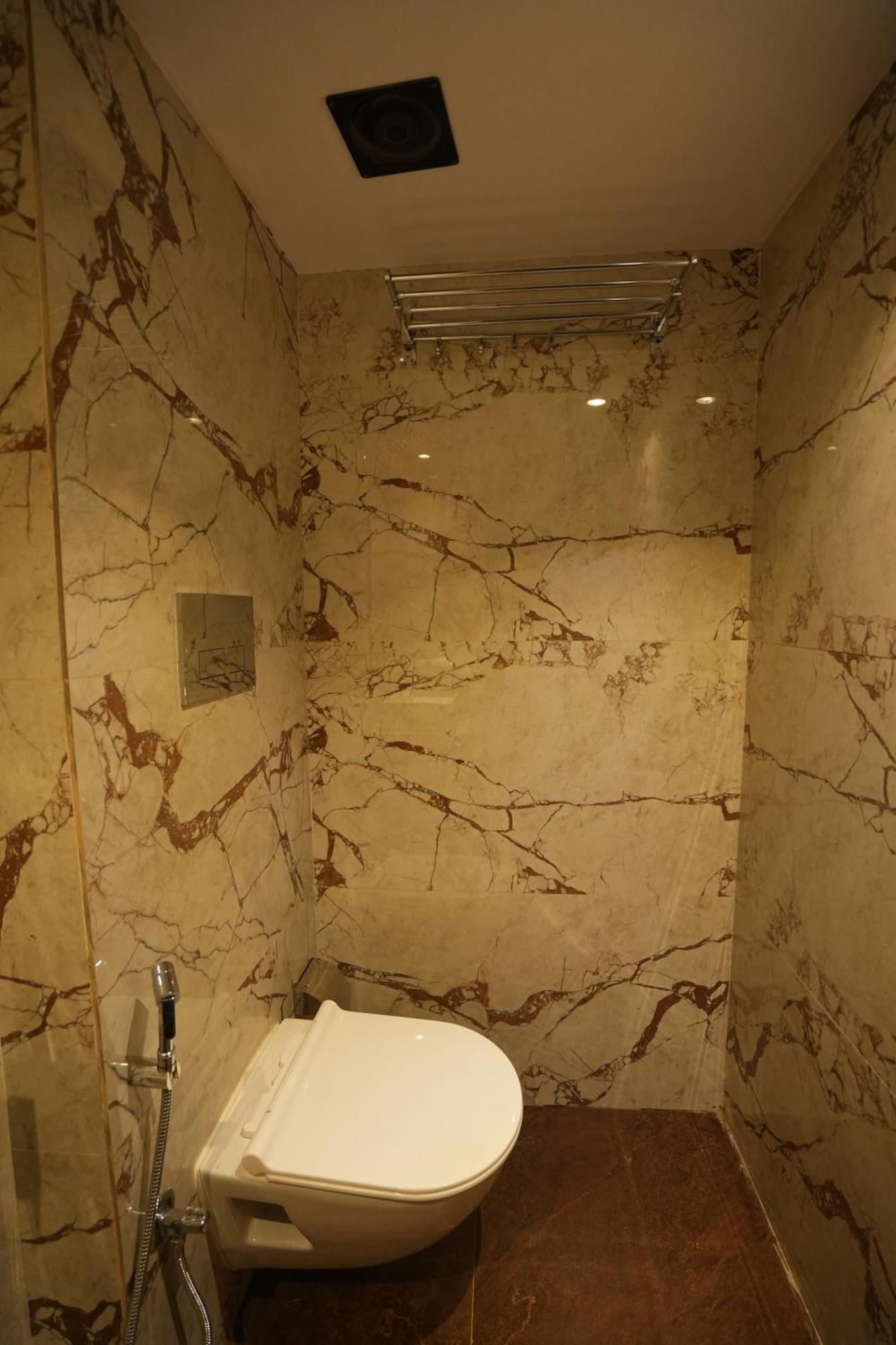 Hotel Boston มุมไบ ภายนอก รูปภาพ